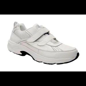 Men’s Jimmy’s size 15 by Drew